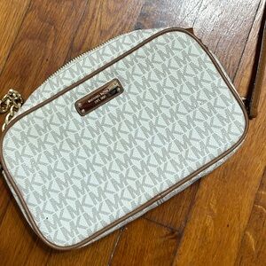 Michael Kors Crossbody Bag Vanilla